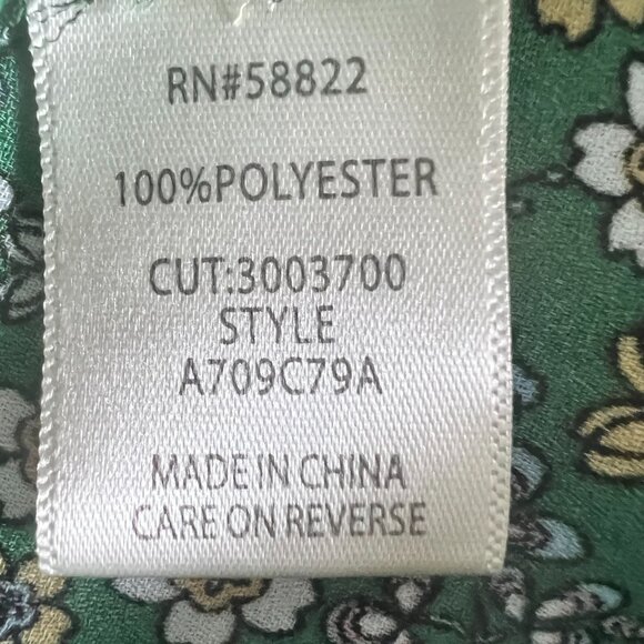 Max Studio Green Floral Crepe Tie Front Floral V-Neck Blouse Size L Classic 90s - Picture 7 of 7